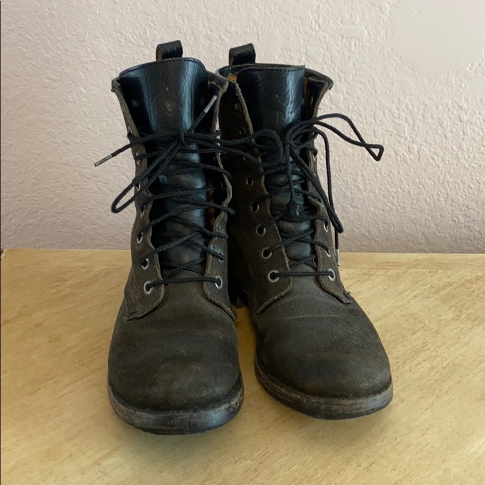 Frye Veronica lace-up combat boots black suede 7.5